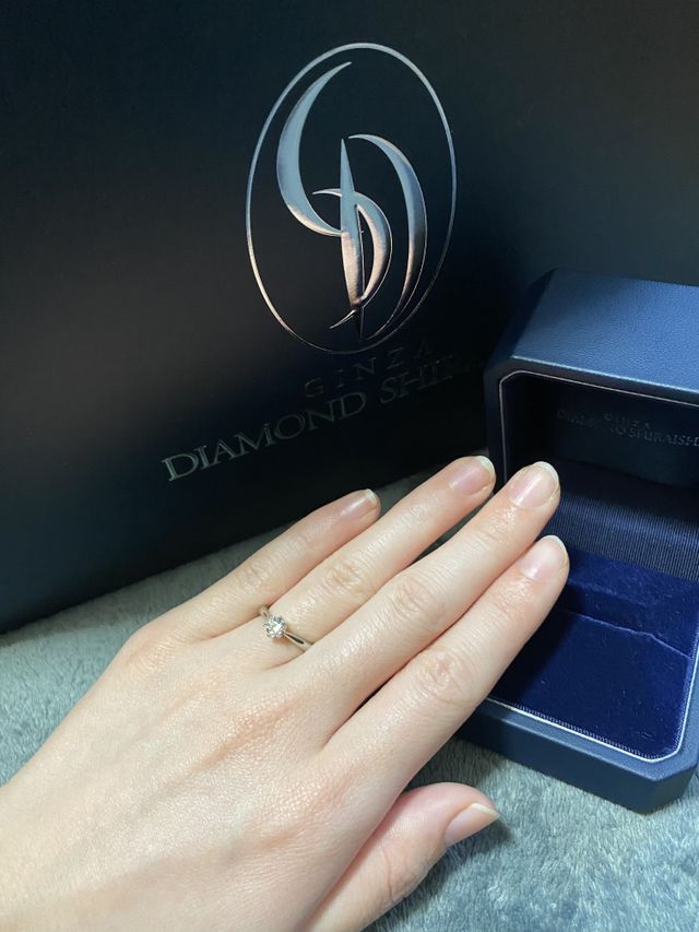 婚約指輪
White Lily