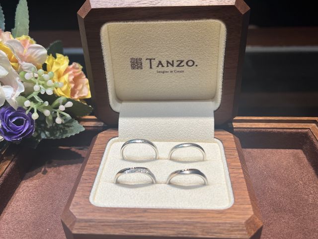 入籍指輪と結婚指輪！
満足のいく指輪が出来上がりました！