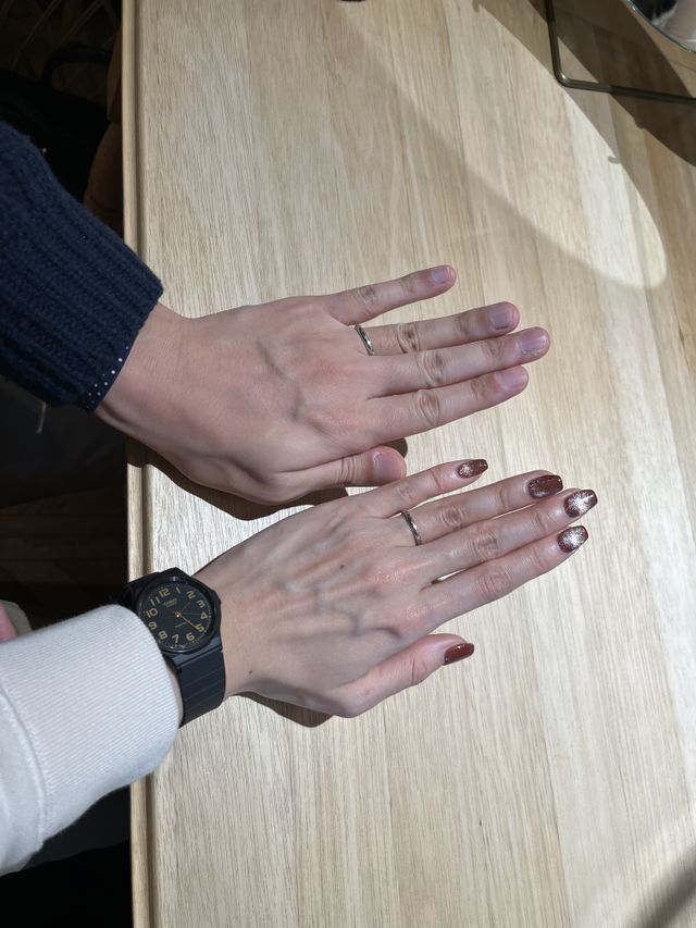 シンプルなデザインがいいというところは2人共通の意見でした