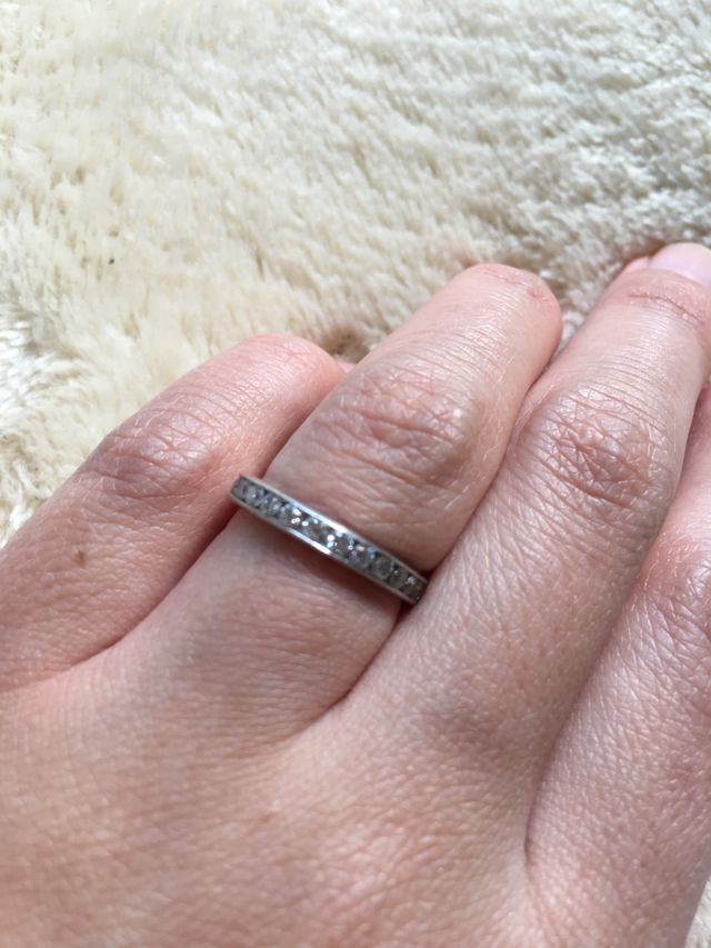 ハーフエタニティリング