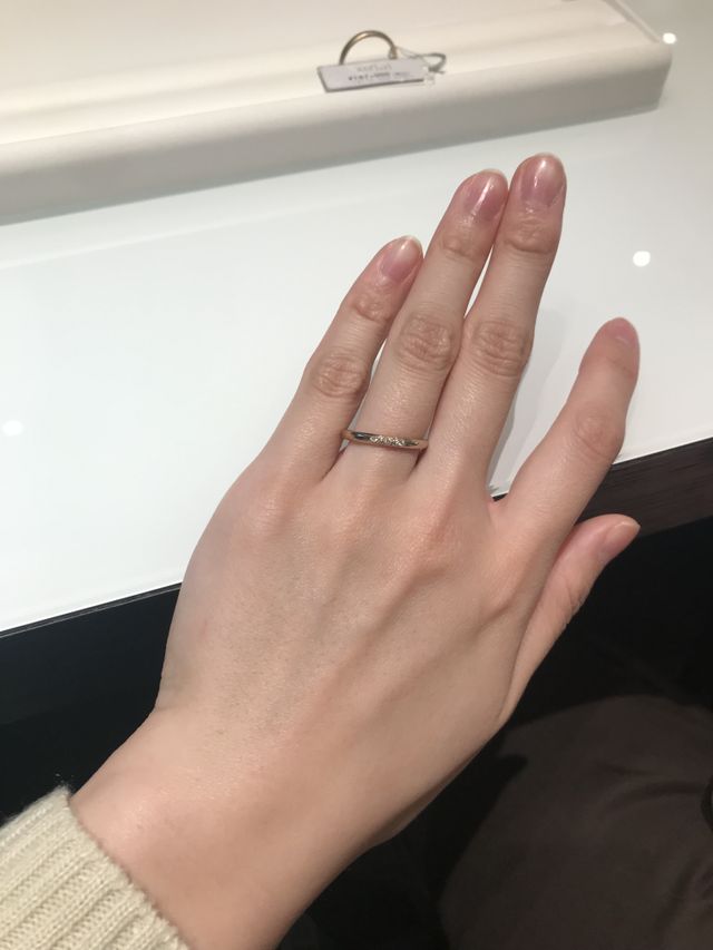 シャンパンゴールド、ツヤあり