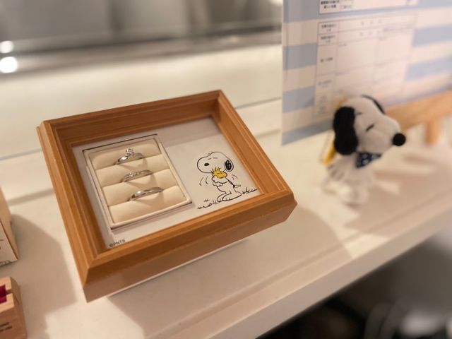 リングピローもスヌーピーデザインをお店で購入しました。