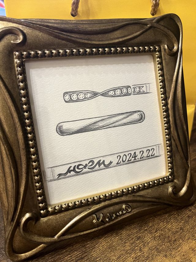 デザイン画のフレームも購入しました