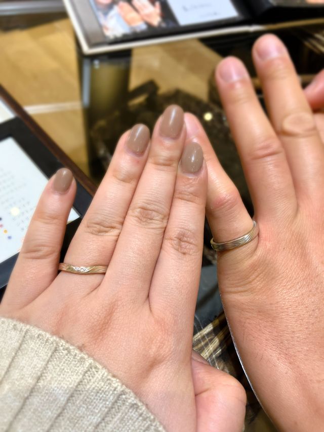 V字 サンプルの試着