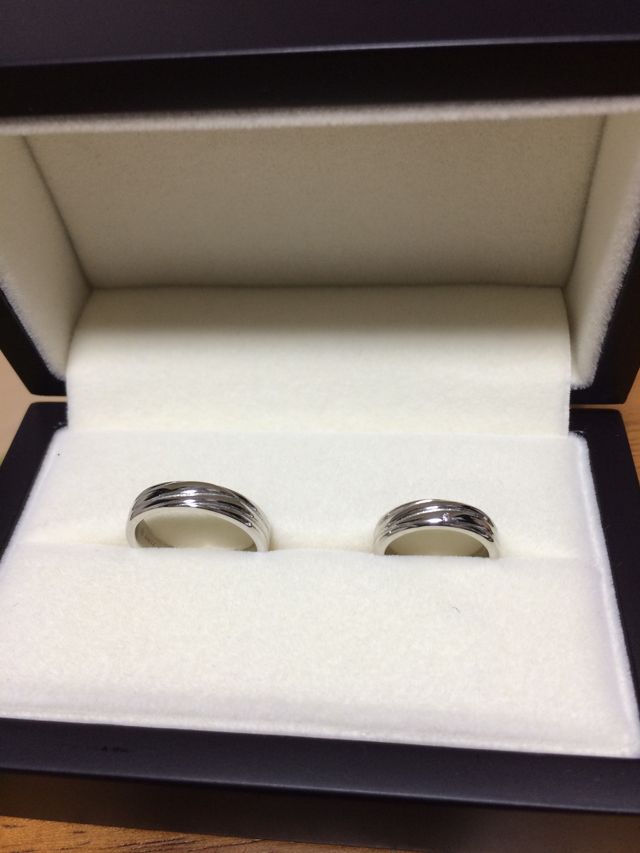 フルオーダーで購入。希望通りの出来栄えに大変満足しています。