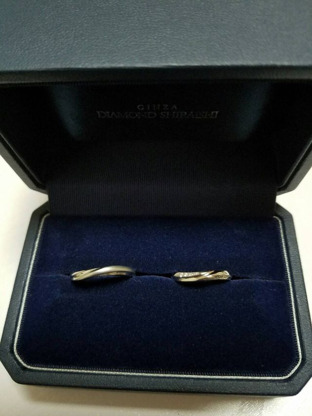 結婚指輪♡ウェーブラインで指長効果!!