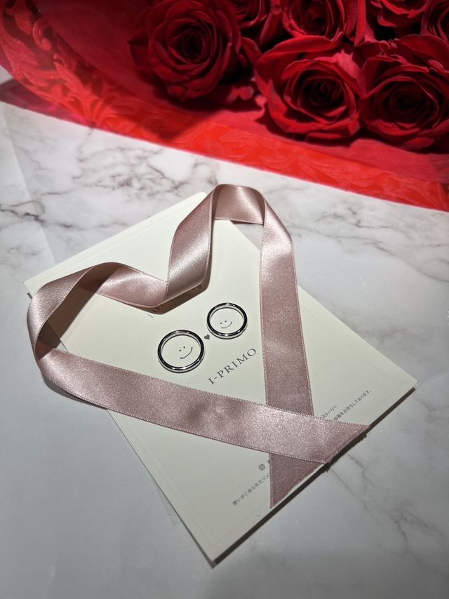 指輪受取直後の写真です