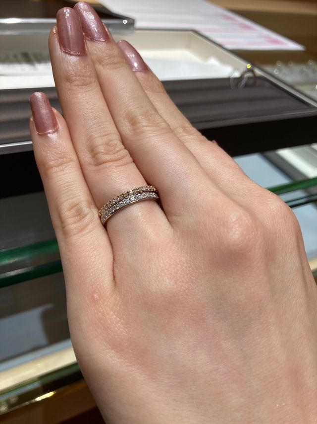 色味をプラチナにするかピンクゴールドにするかで迷いました