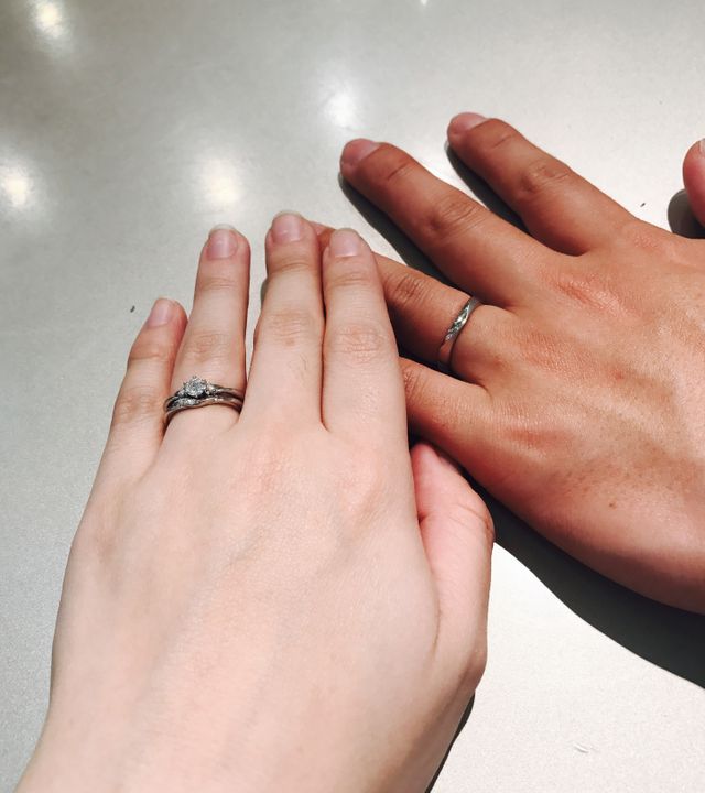 婚約指輪と結婚指輪を購入しました。とってもお気に入りです。