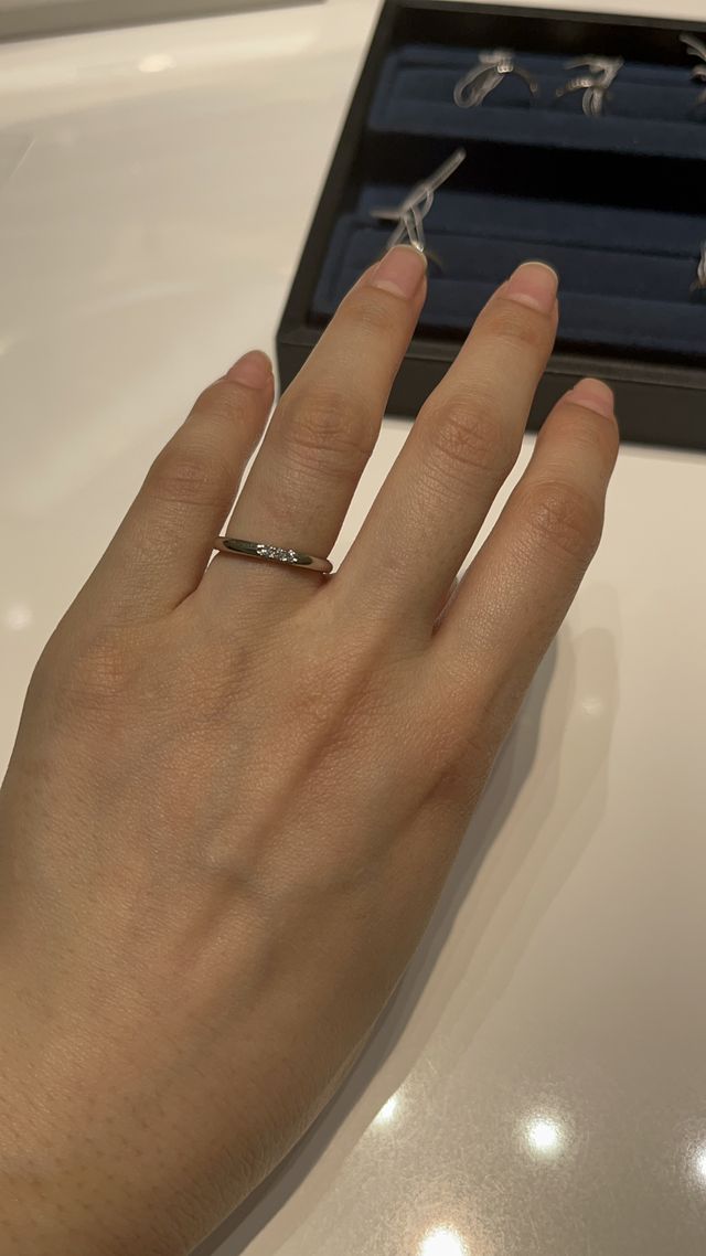 ストレートなデザインなので、シンプルで合わせやすい