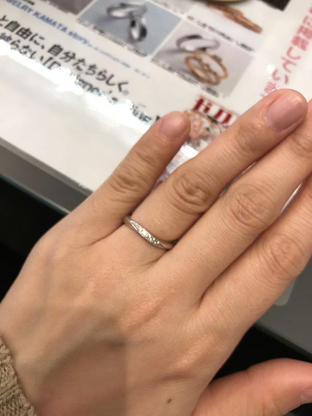 S字カーブのリングです。