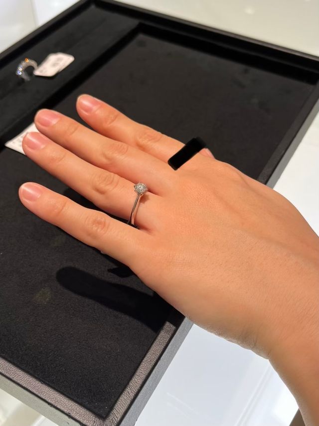 大きな一粒ダイヤモンド