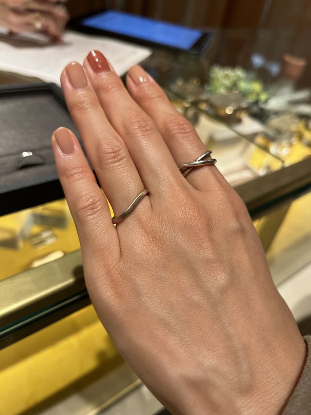 文字が記載されたカジュアルならリング