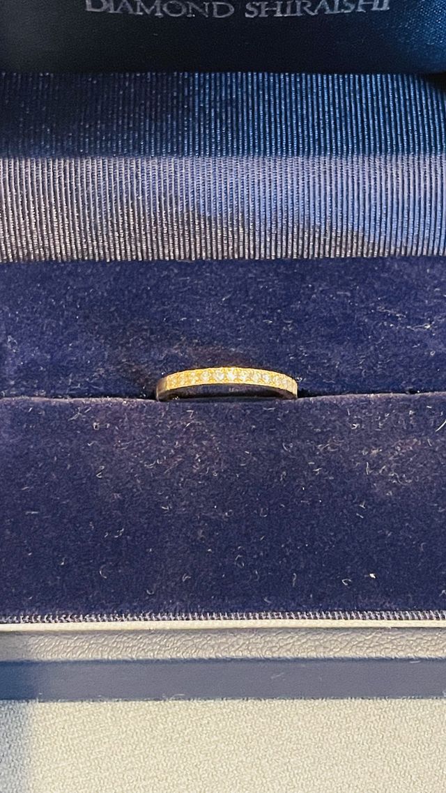 ハーフエタニティのリング