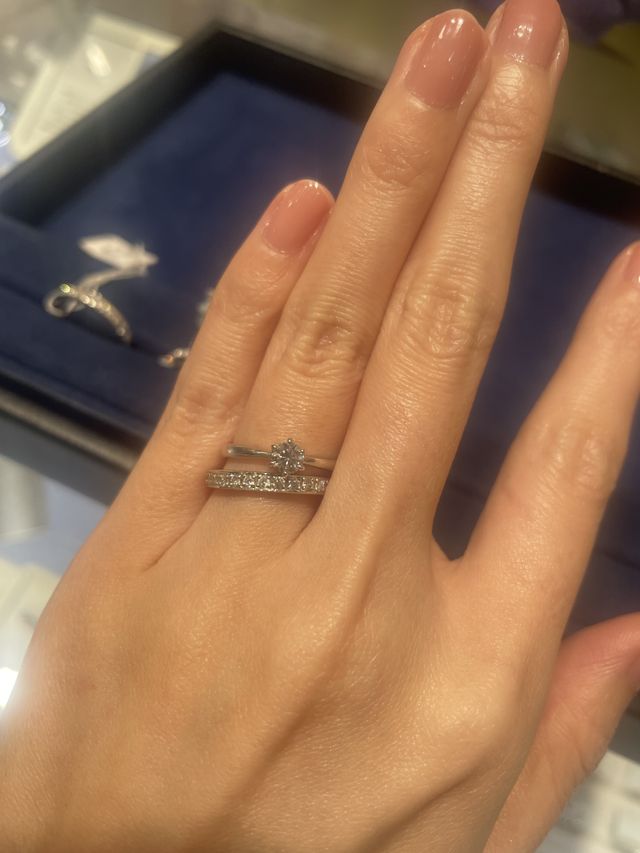 (上)婚約指輪
(下)canal 4°C 結婚指輪