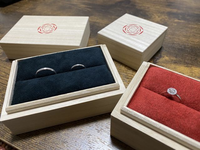 結婚指輪と婚約指輪