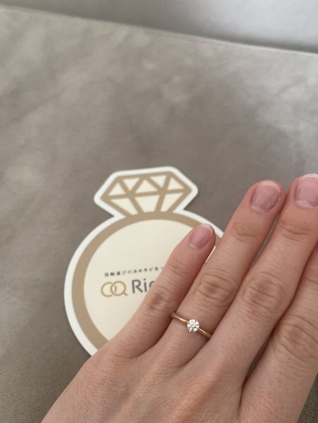 既存のデザインに提案していただいた四つ留め、刻印を入れました