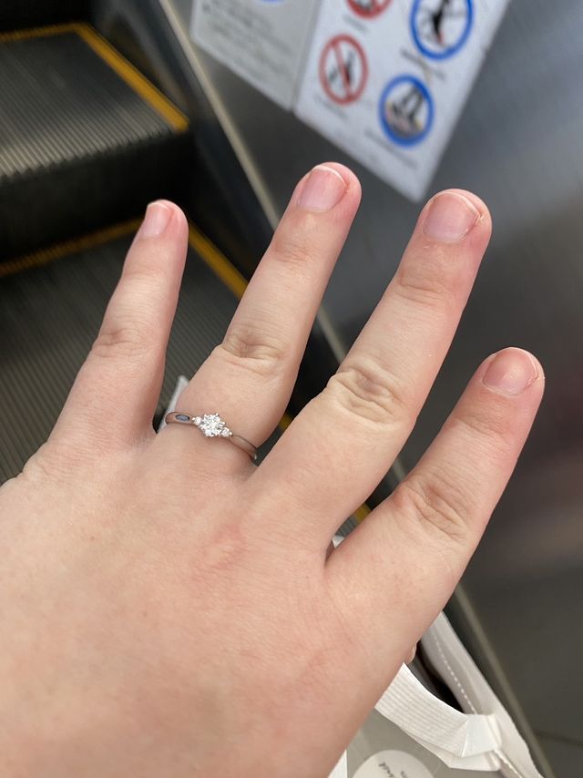 ダイヤが目立つデザイン