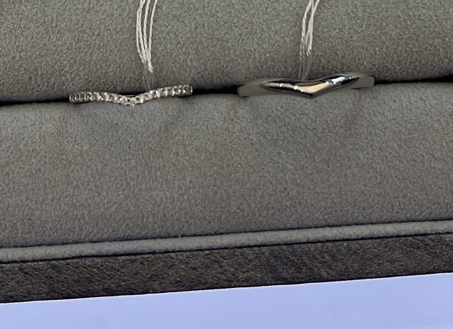 V字デザインです