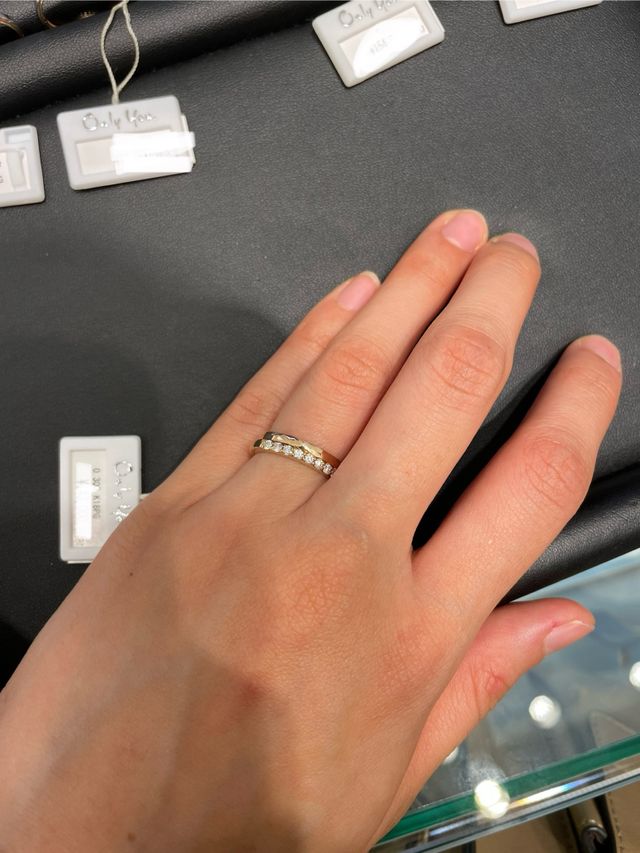 ハーフエタニティリングを試着しました！