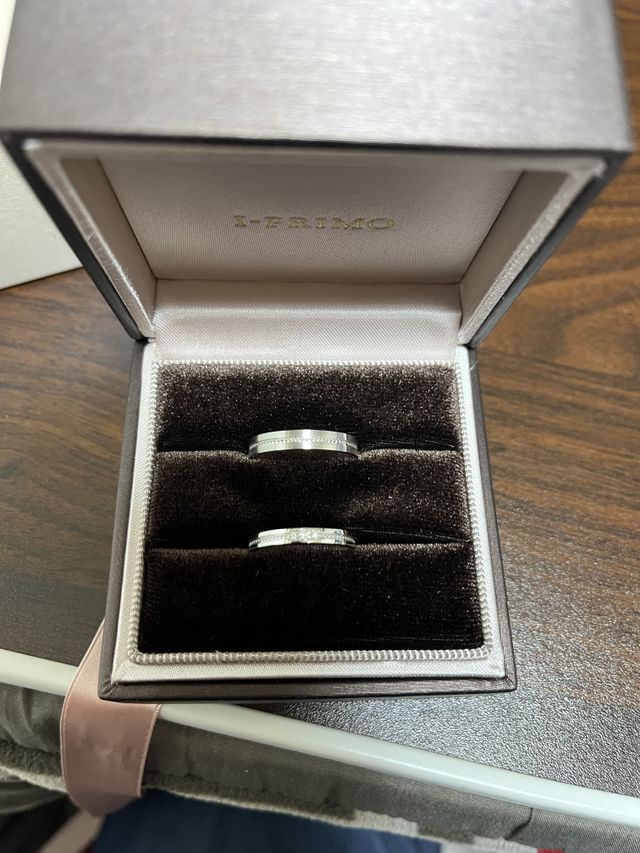 ディオーネ。結婚指輪、メンズはマッド加工。