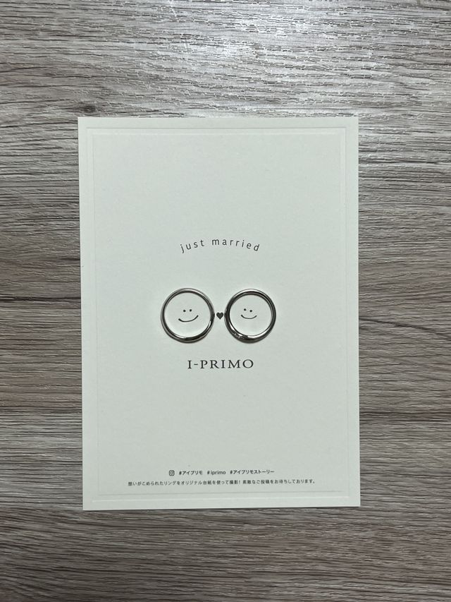 購入時に頂いたカードと一緒に撮ると可愛かったです。