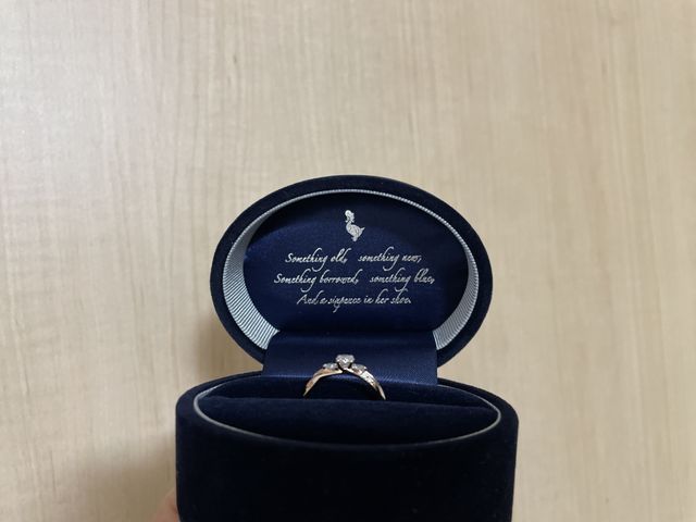 婚約指輪です。