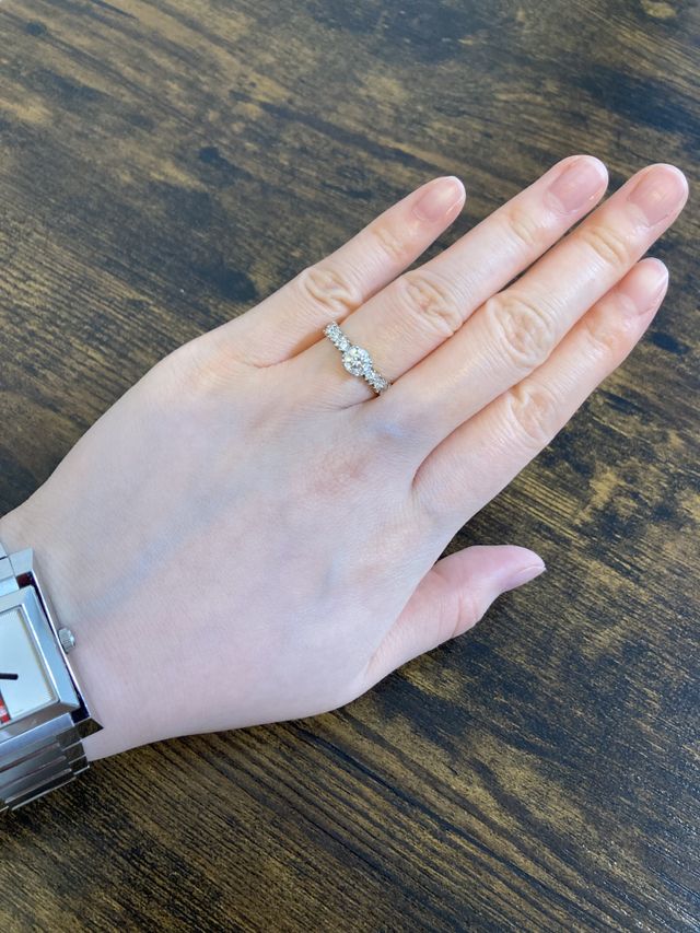 0.5ctのセンターダイヤを選びました。