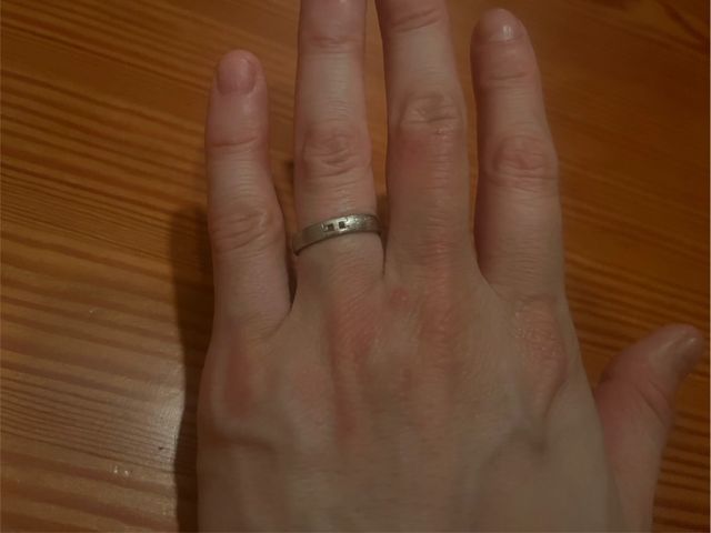 エルメスのマークが入っています！とてもシンプル！