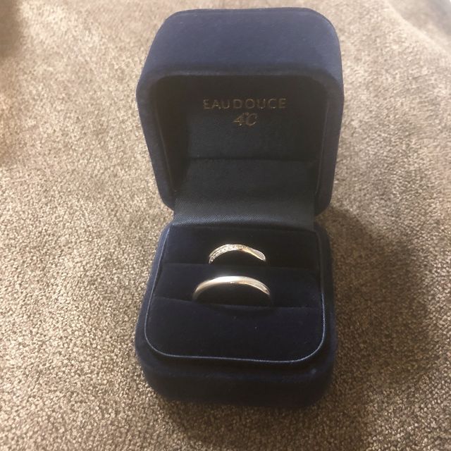 ケースに入った結婚指輪