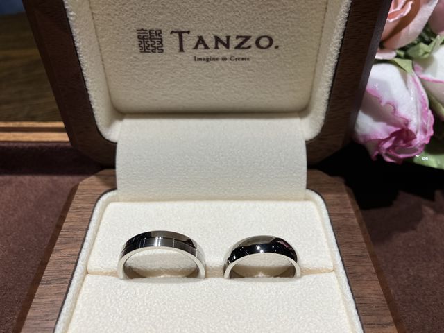 幅5mmで厚みのある重厚感あるものにしました。