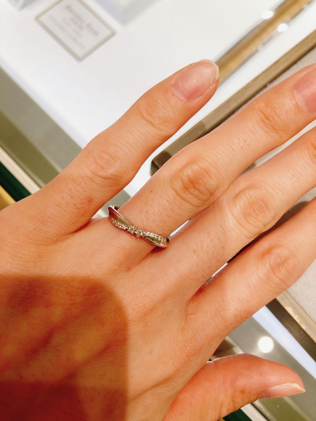 少し離れた着用画像です。