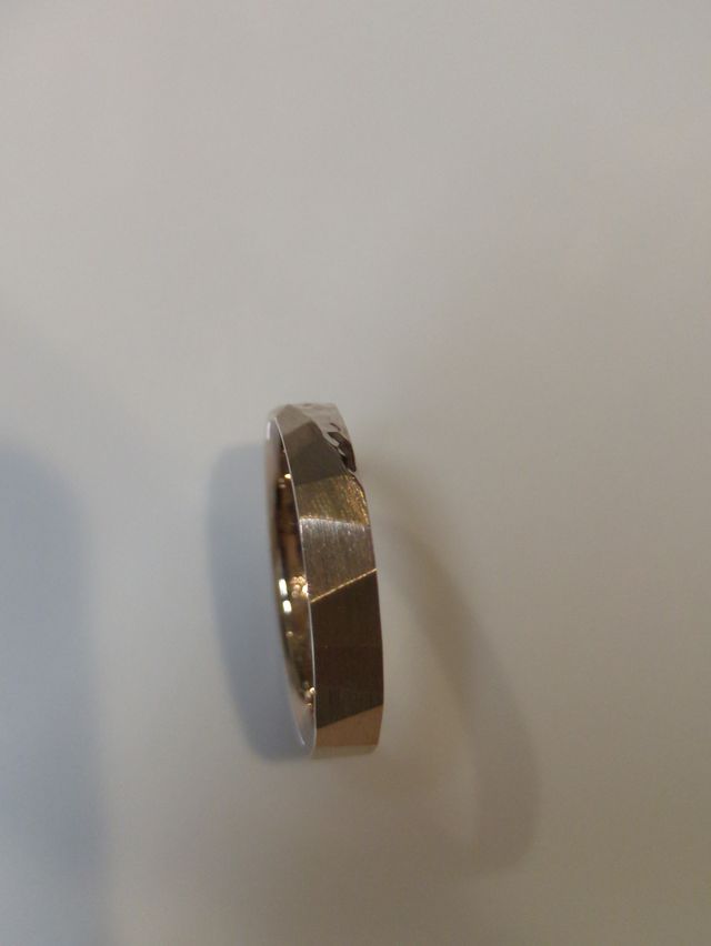 コーラルゴールド、槌目大、マッド加工、掌側