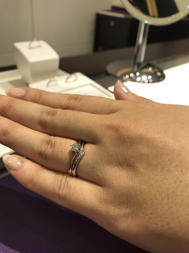 結婚指輪とのセットリング装着時