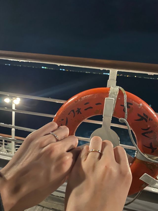 サイズが同じなので気分で交換こしながらつけようと思います。