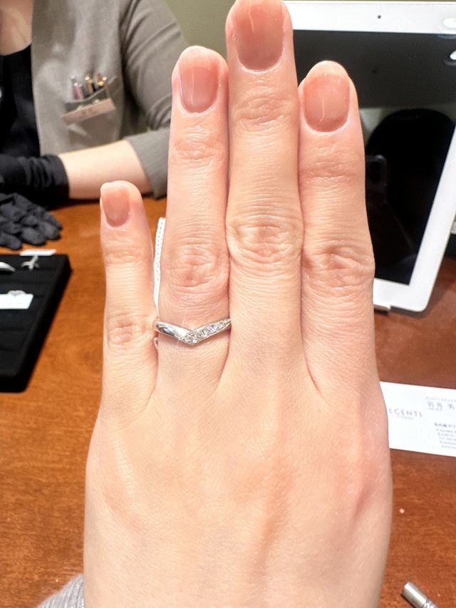 つけ心地に驚きました。デザインも可愛くて一目惚れ！