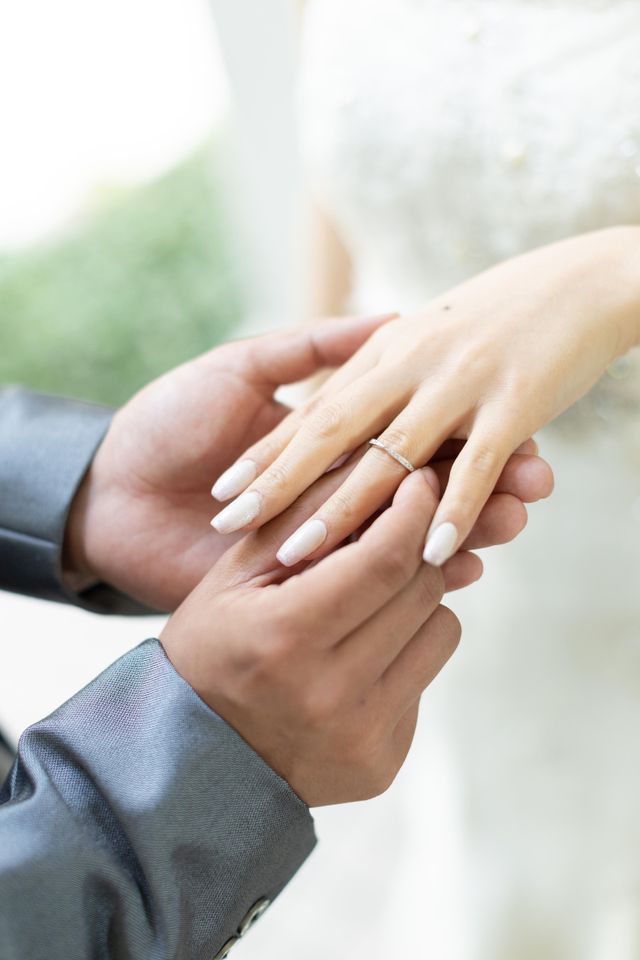 前撮りの写真を使用しています。