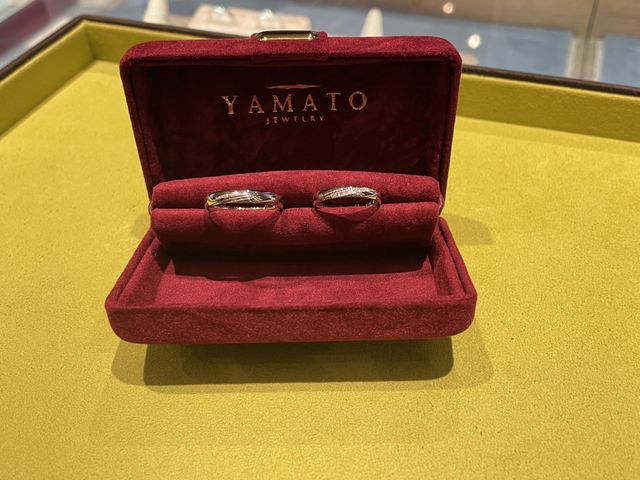 購入時に頂いたリングケースに入れている写真です