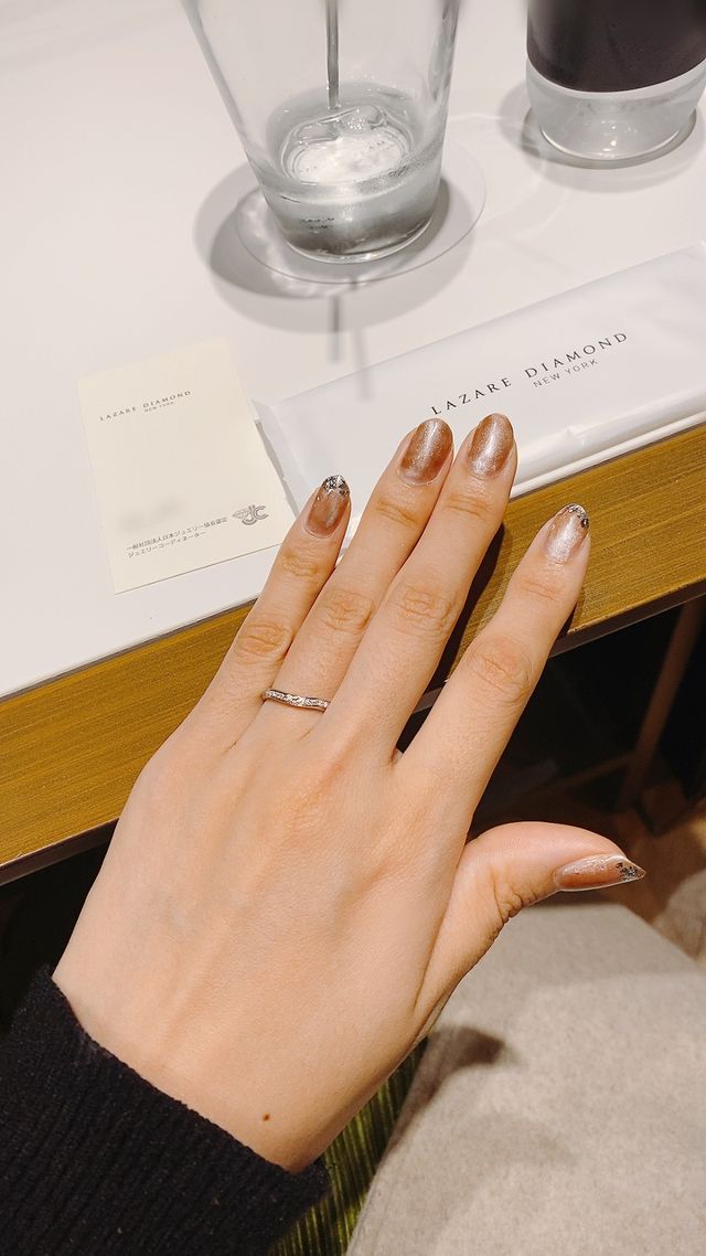 光の当たり方で見え方が全然違ってとっても可愛かったです。
