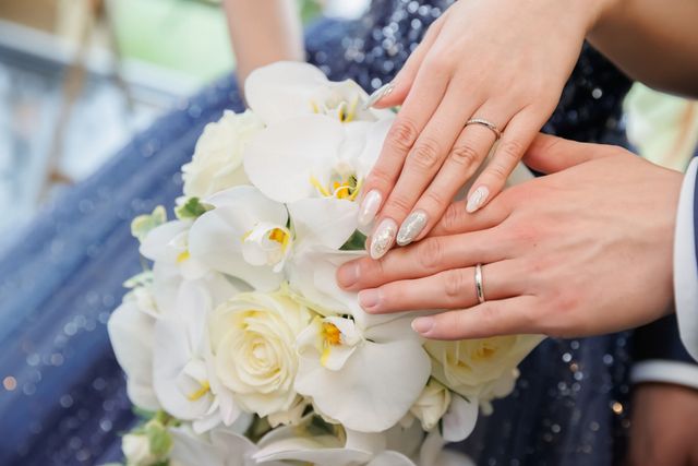 ダイヤが斜めに入っているデザインでとても気に入っています。