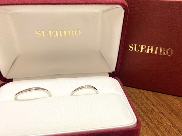 指輪のみです。箱がおしゃれでした。