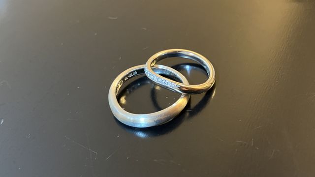 どちらも縁結(えん)の指輪です。