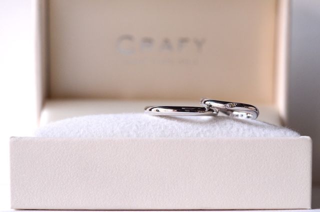 お互いの指輪をつくり合いました。