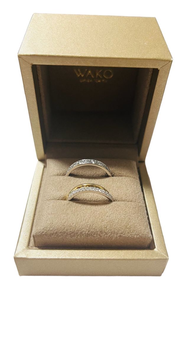 (上の指輪)わすれな草がモチーフの指輪