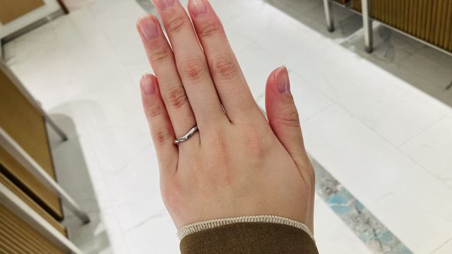 シンプルで毎日つけたくなります。