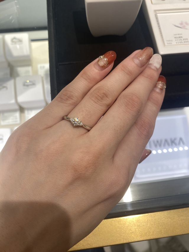 シンプルですが華やかなイメージでした