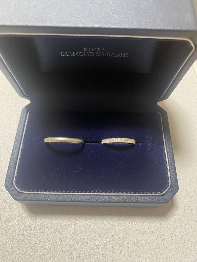 ハーフエタニティにダイヤを追加しました。