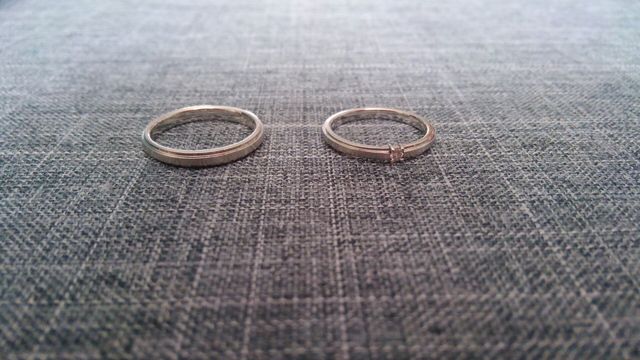 右が嫁、左が夫のものです。