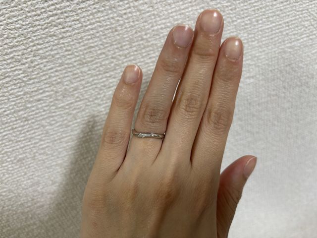 女性用の結婚指輪です。