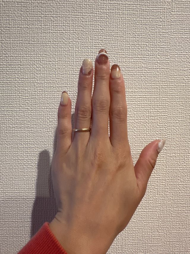 シンプルなゴールドにしました。デザインは後から変更できます。